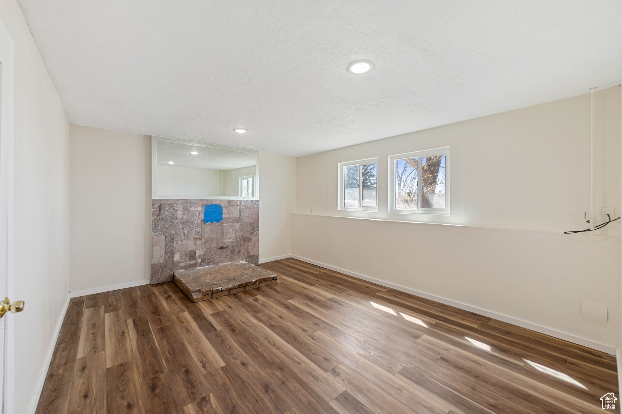4644 N Pioneer Dr, Enoch, Utah image 24