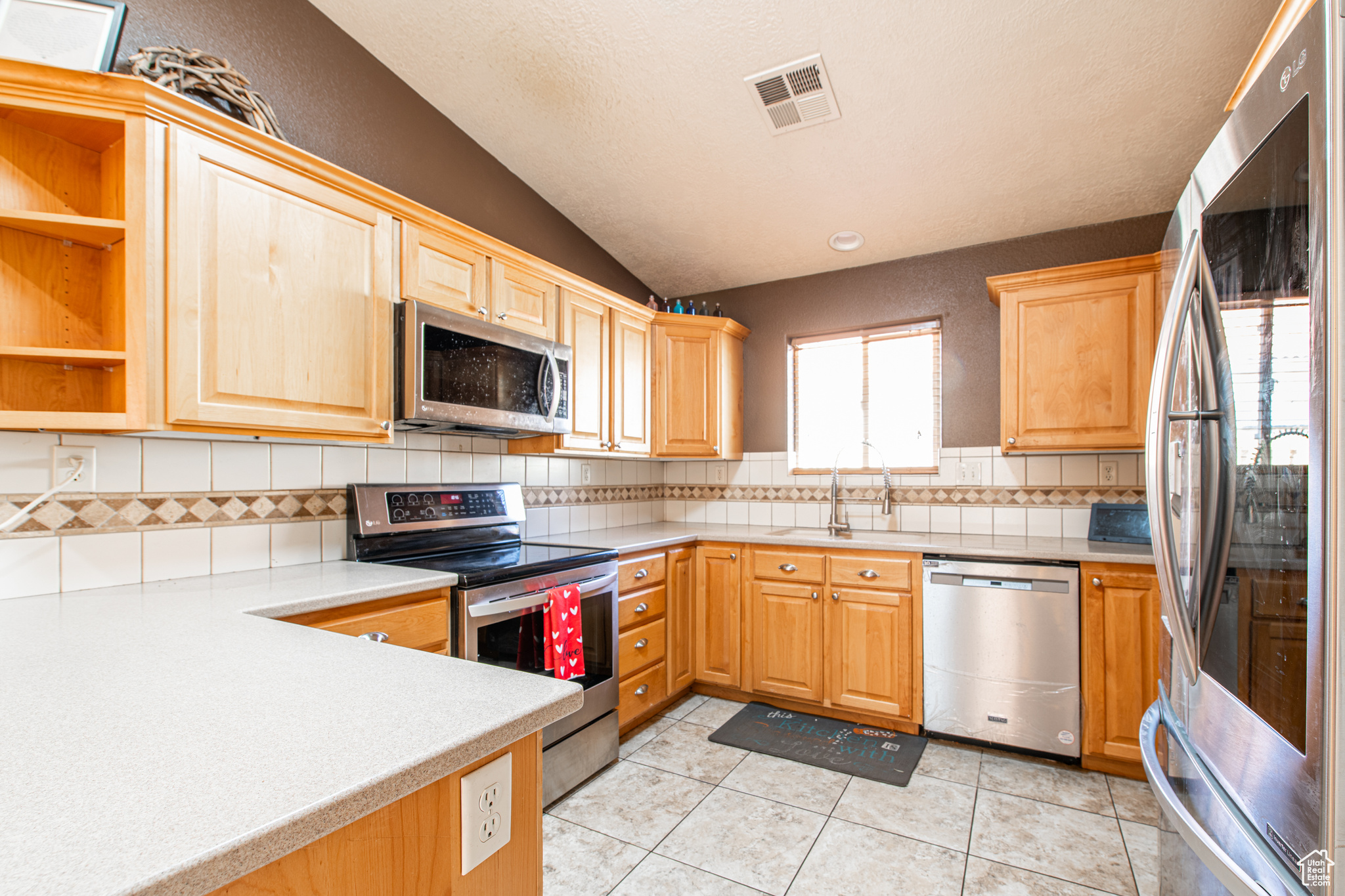 SHADOW CANYON PH 3-B SUB - Residential