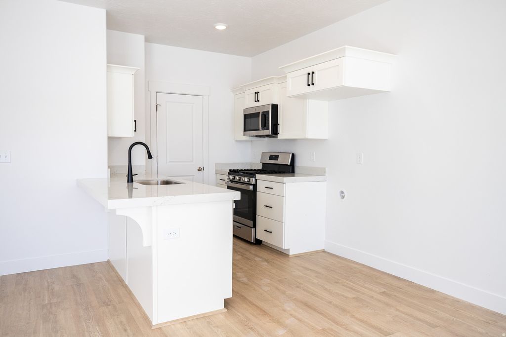 Photo of 468 E 720 N #90, Salem, UT 84653 (MLS # 2156588)