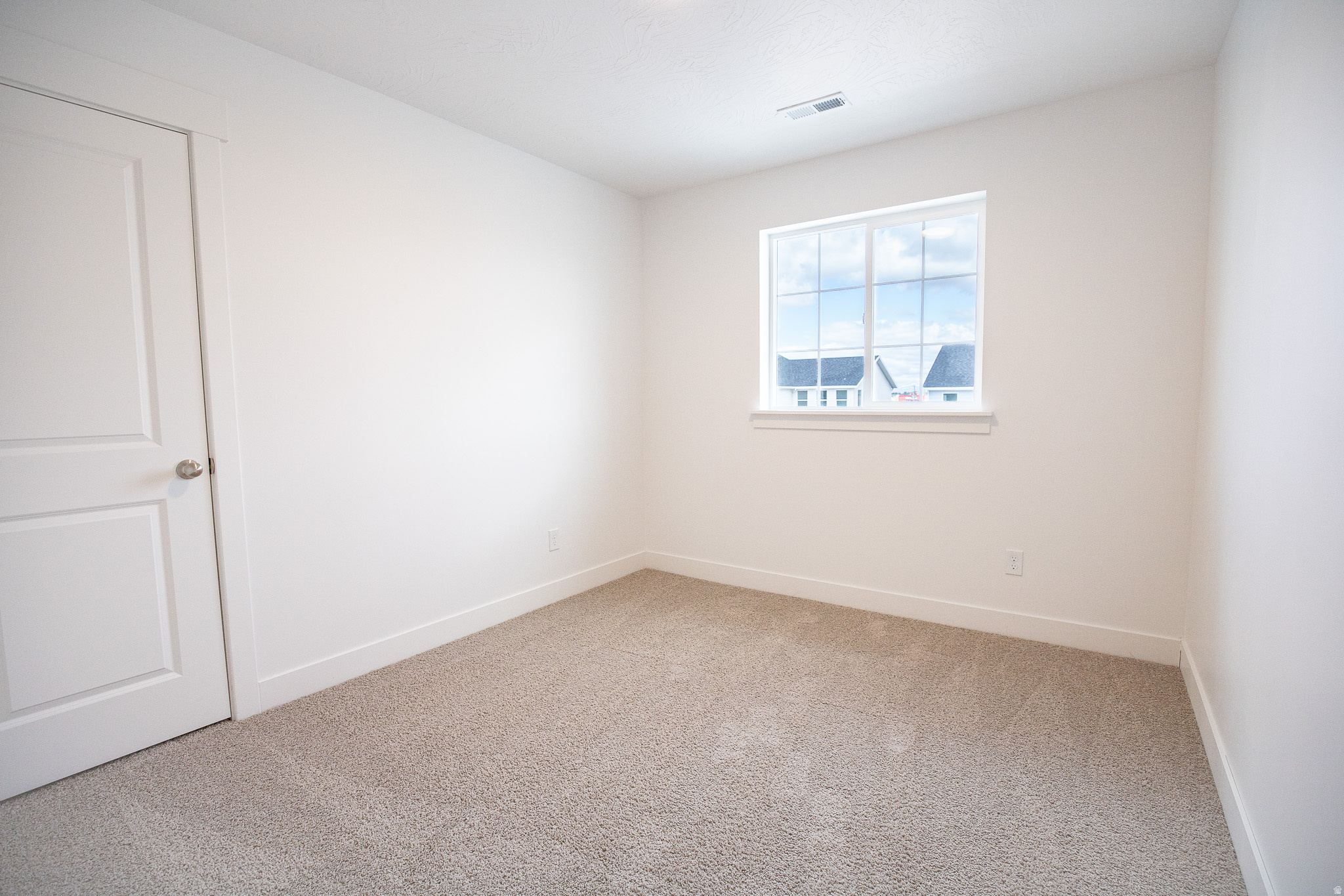 SALEM FIELDS - Residential