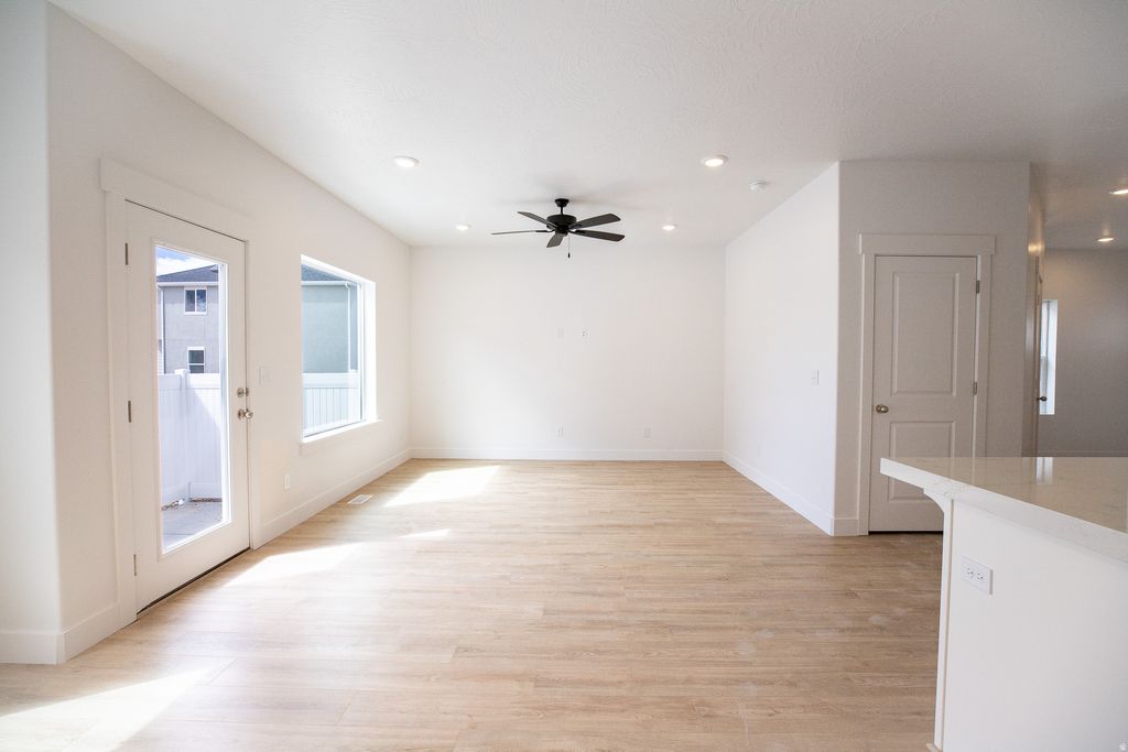 Photo of 468 E 720 N #90, Salem, UT 84653 (MLS # 2156588)