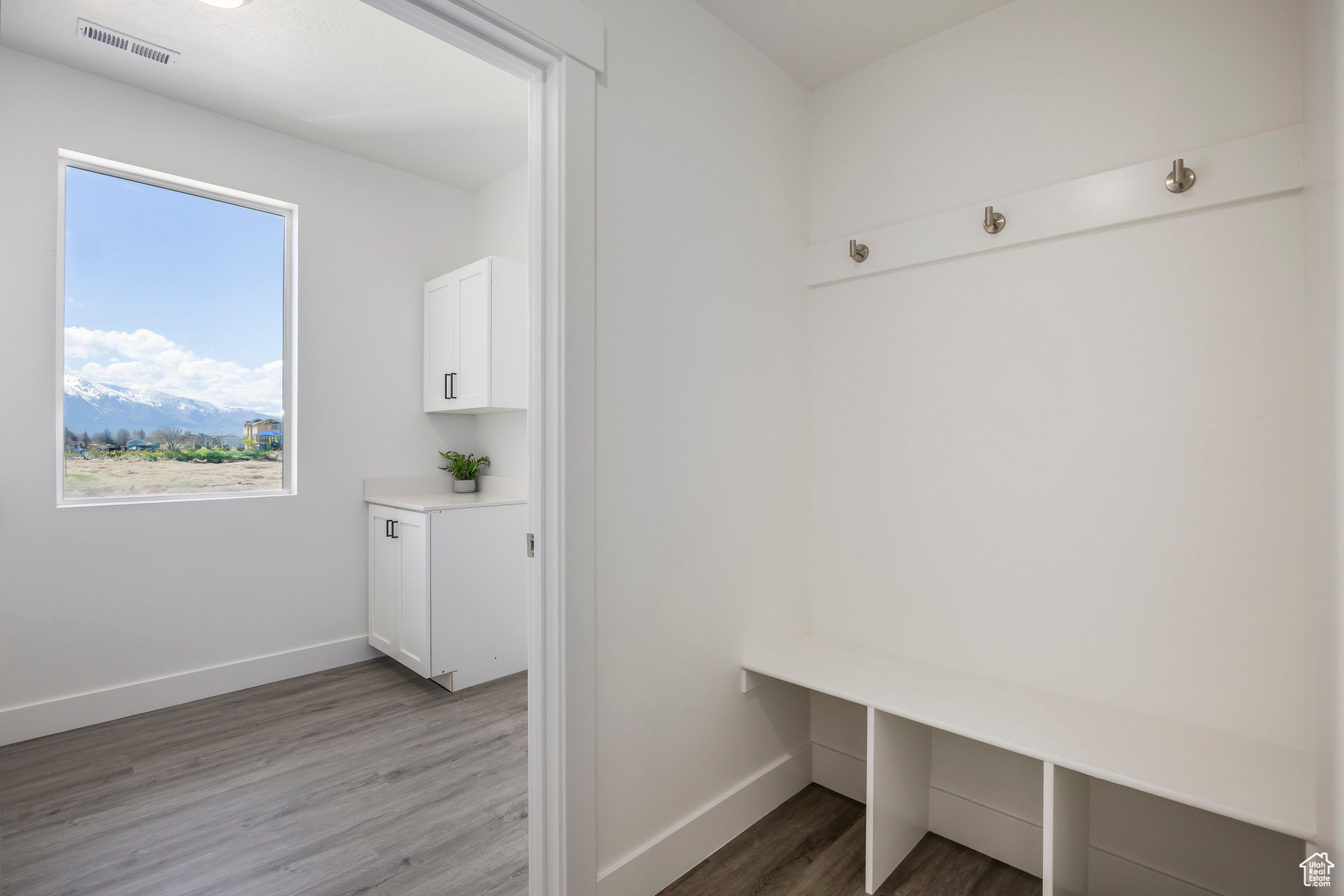 WESTFIELDS CENTRAL - Residential