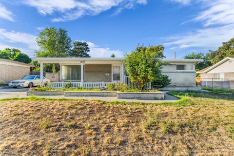 Tiny photo for 2234 E 6675 S, Cottonwood Heights, UT 84121 (MLS # 2182957)