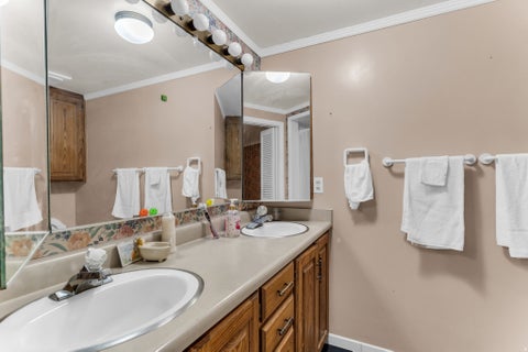 Tiny photo for 2234 E 6675 S, Cottonwood Heights, UT 84121 (MLS # 2182957)