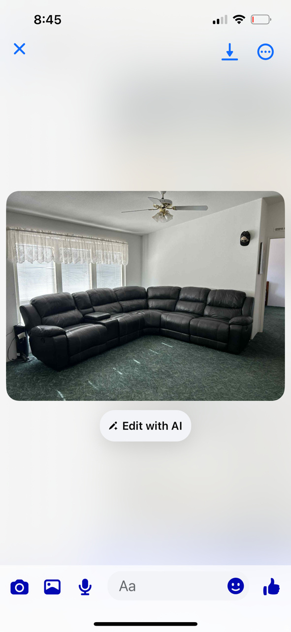 Main image without alt text