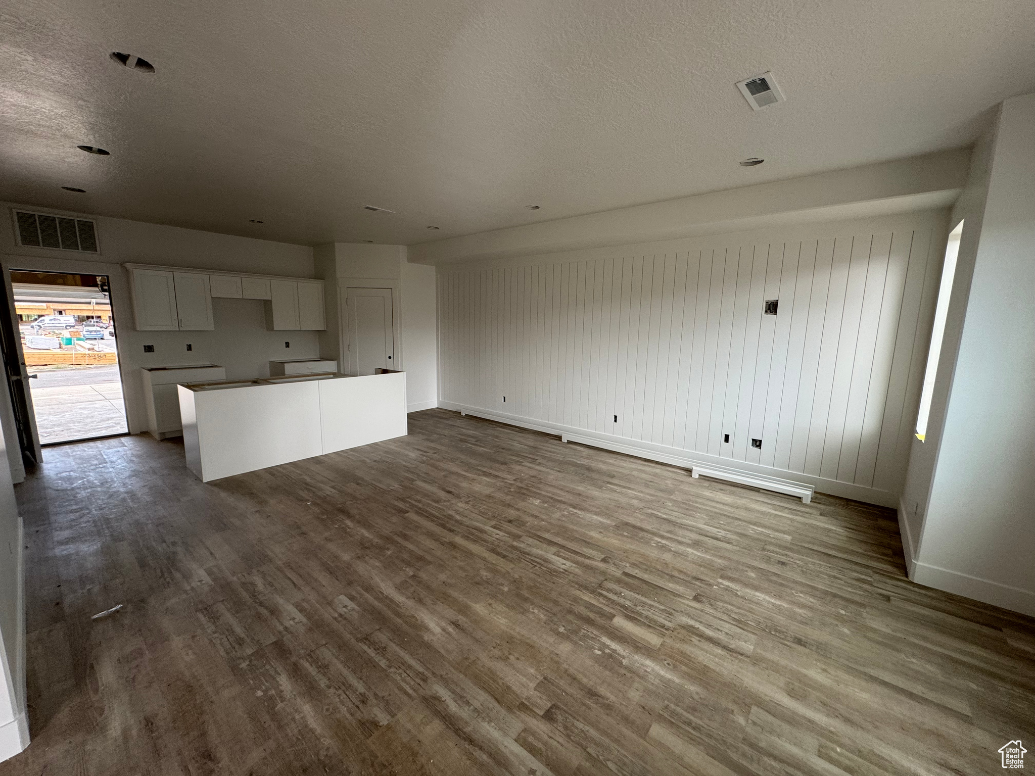 RC'S PARKWEST - Residential