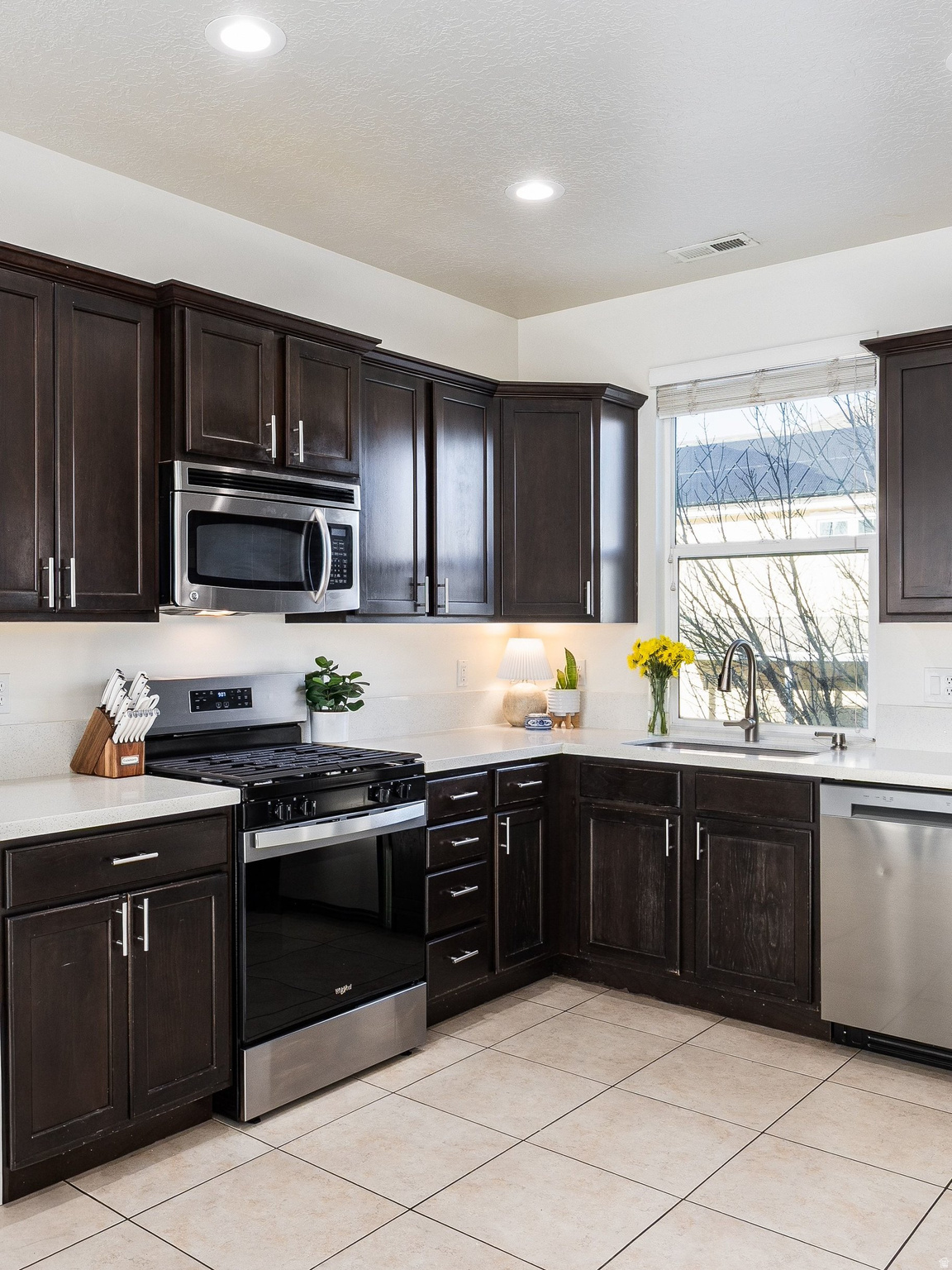 DAYBREAK NORTH SHORE - Residential