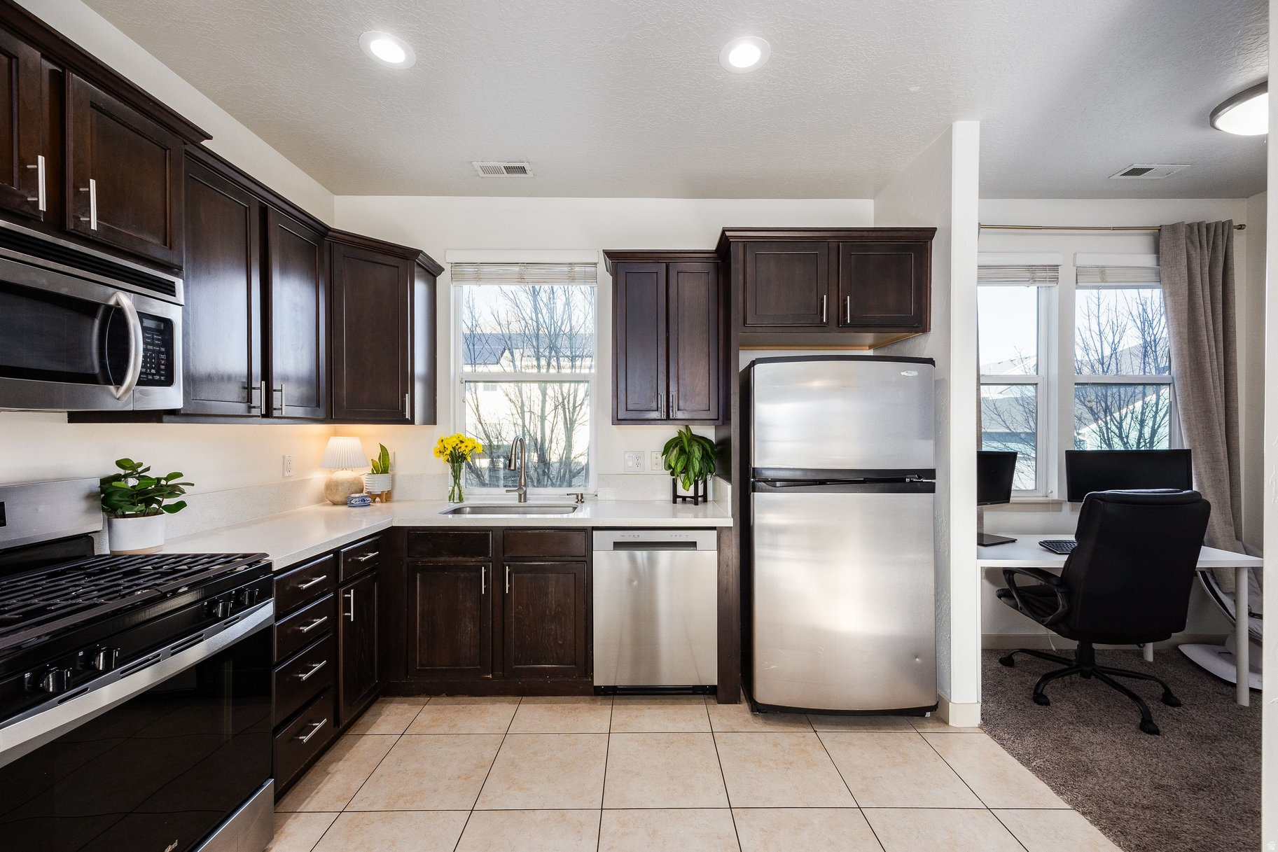 DAYBREAK NORTH SHORE - Residential