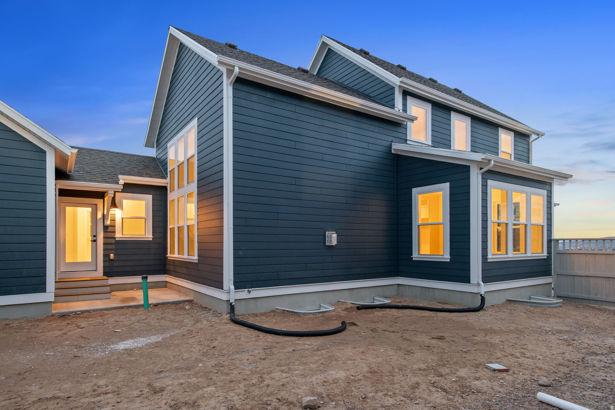 DAYBREAK - Residential