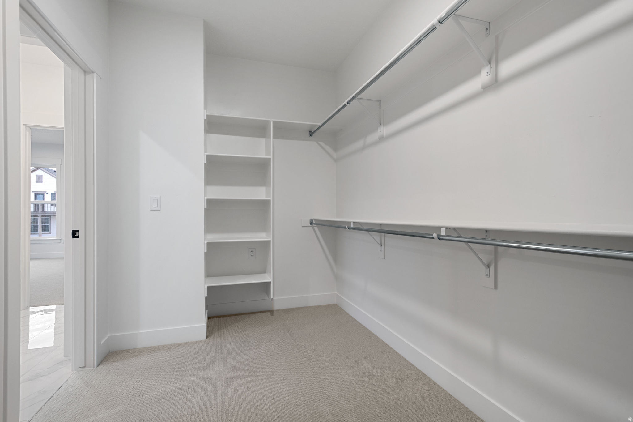 DAYBREAK - Residential