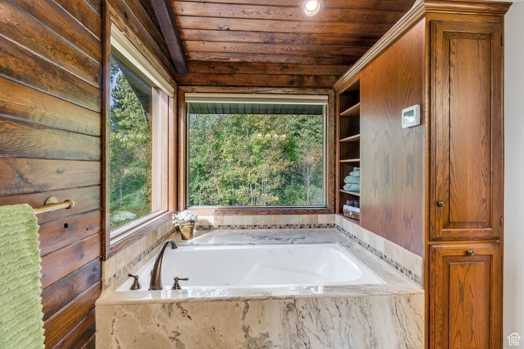 RIVER BREEZE HAVEN - Residential