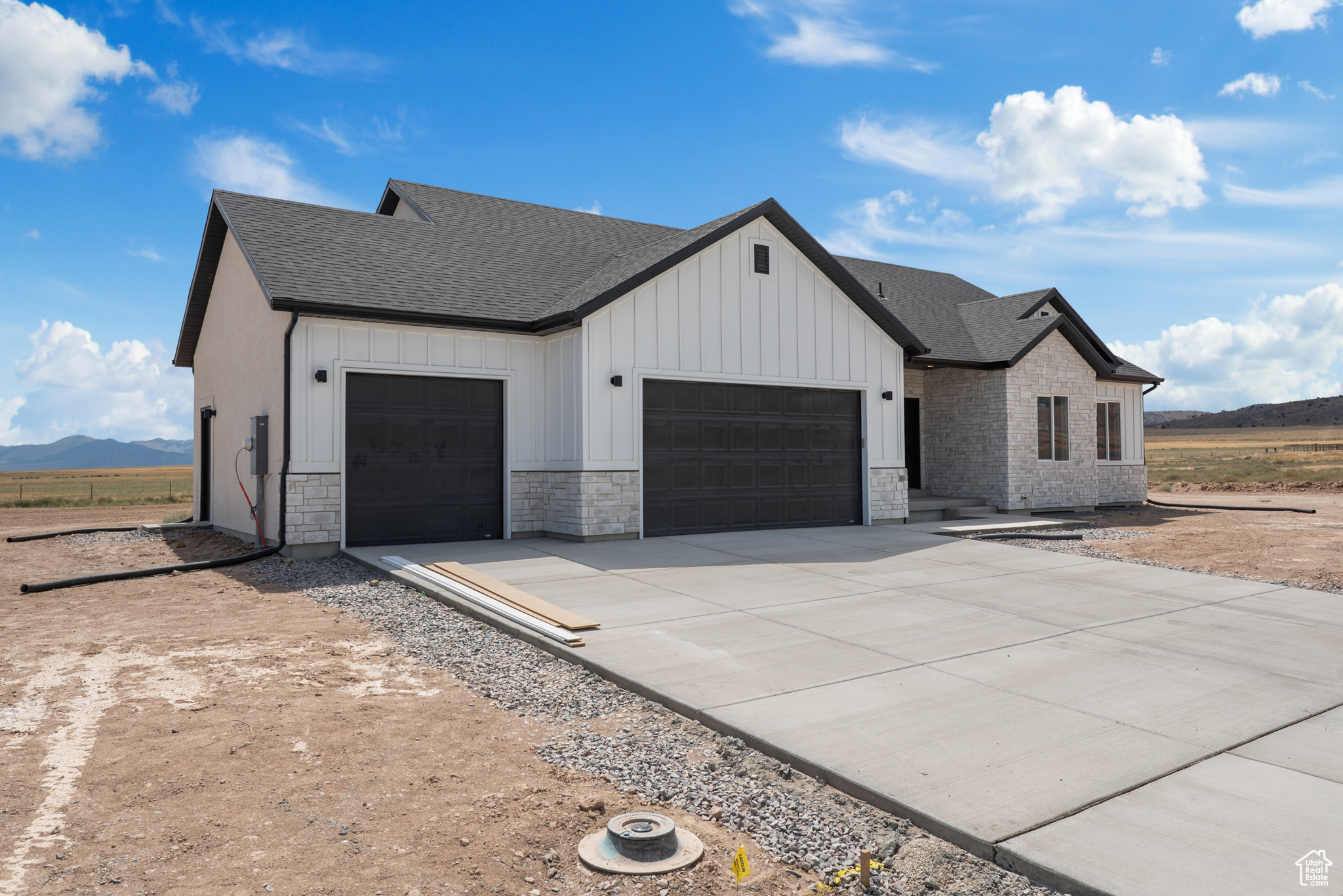 BROWNS MEADOWS - Residential