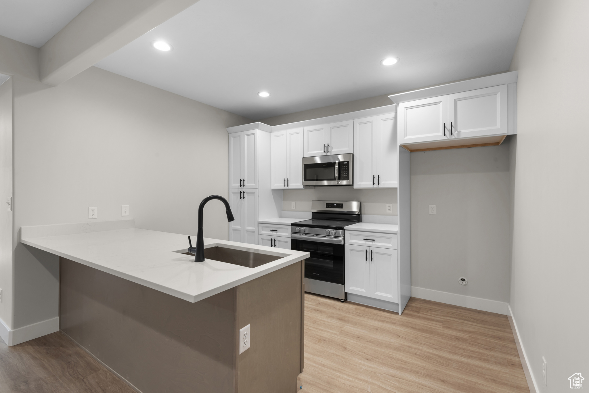 BROWNS MEADOWS - Residential