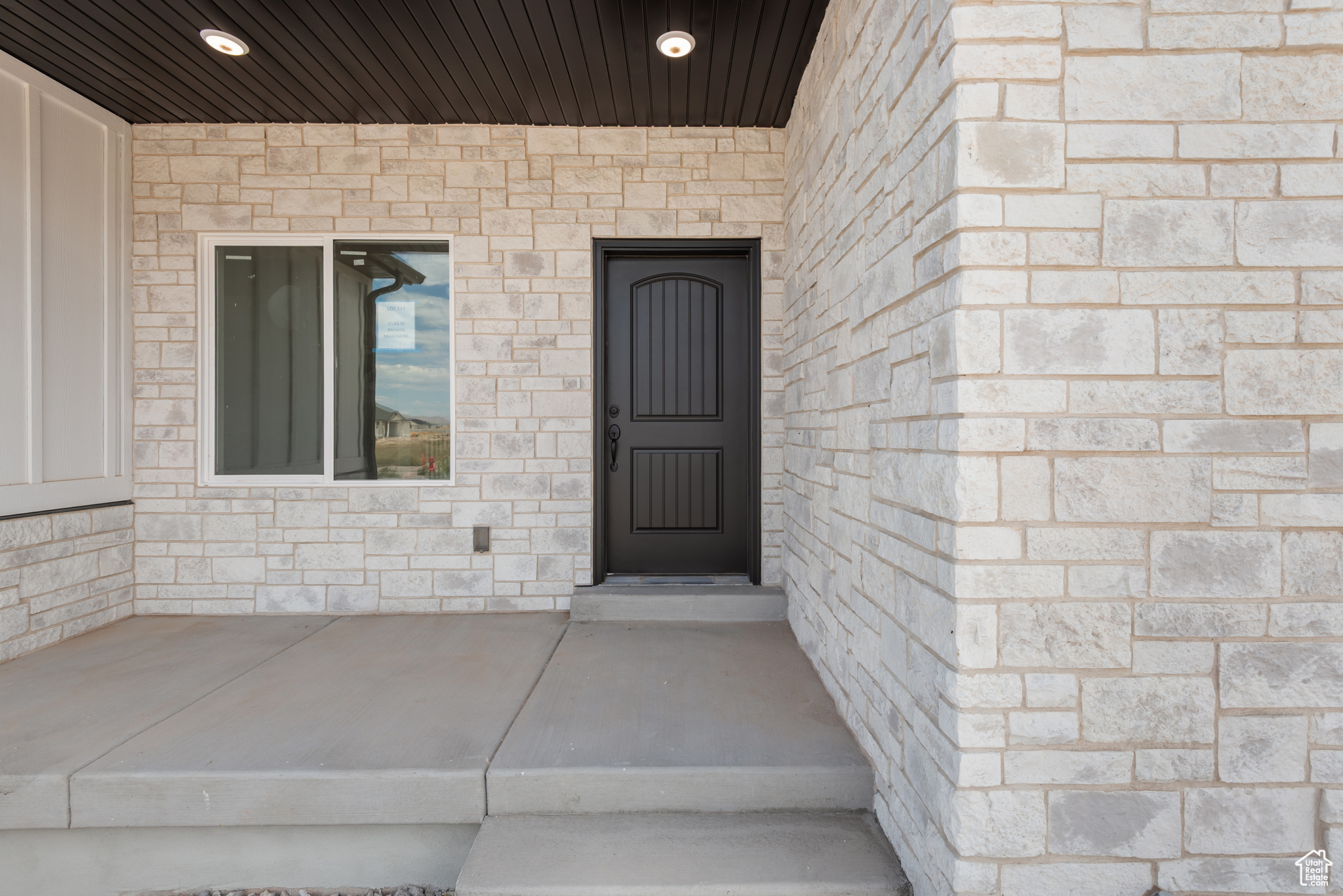 BROWNS MEADOWS - Residential