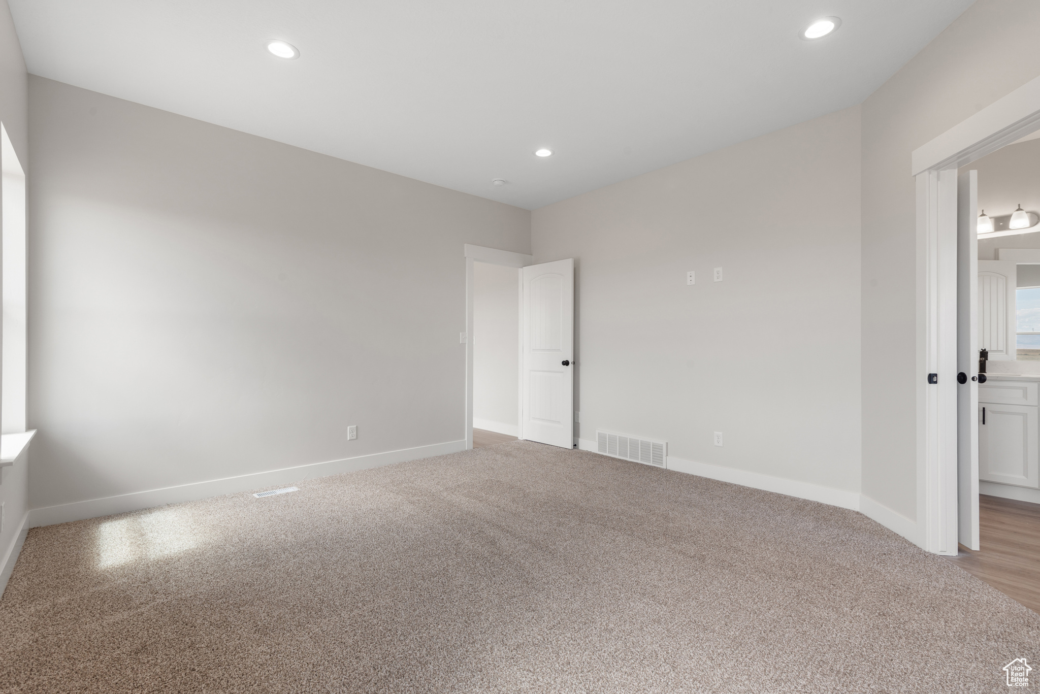 BROWNS MEADOWS - Residential