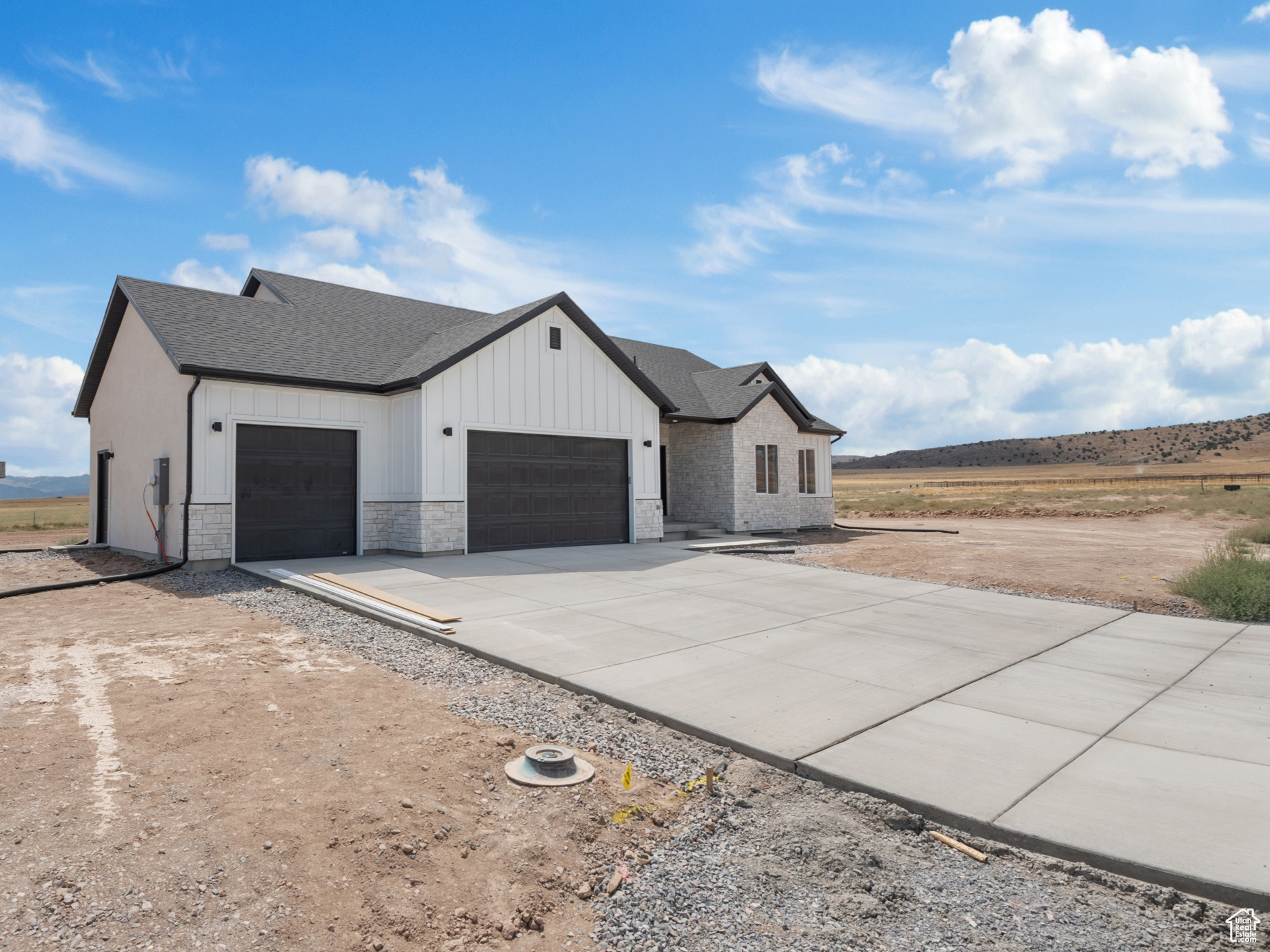 BROWNS MEADOWS - Residential