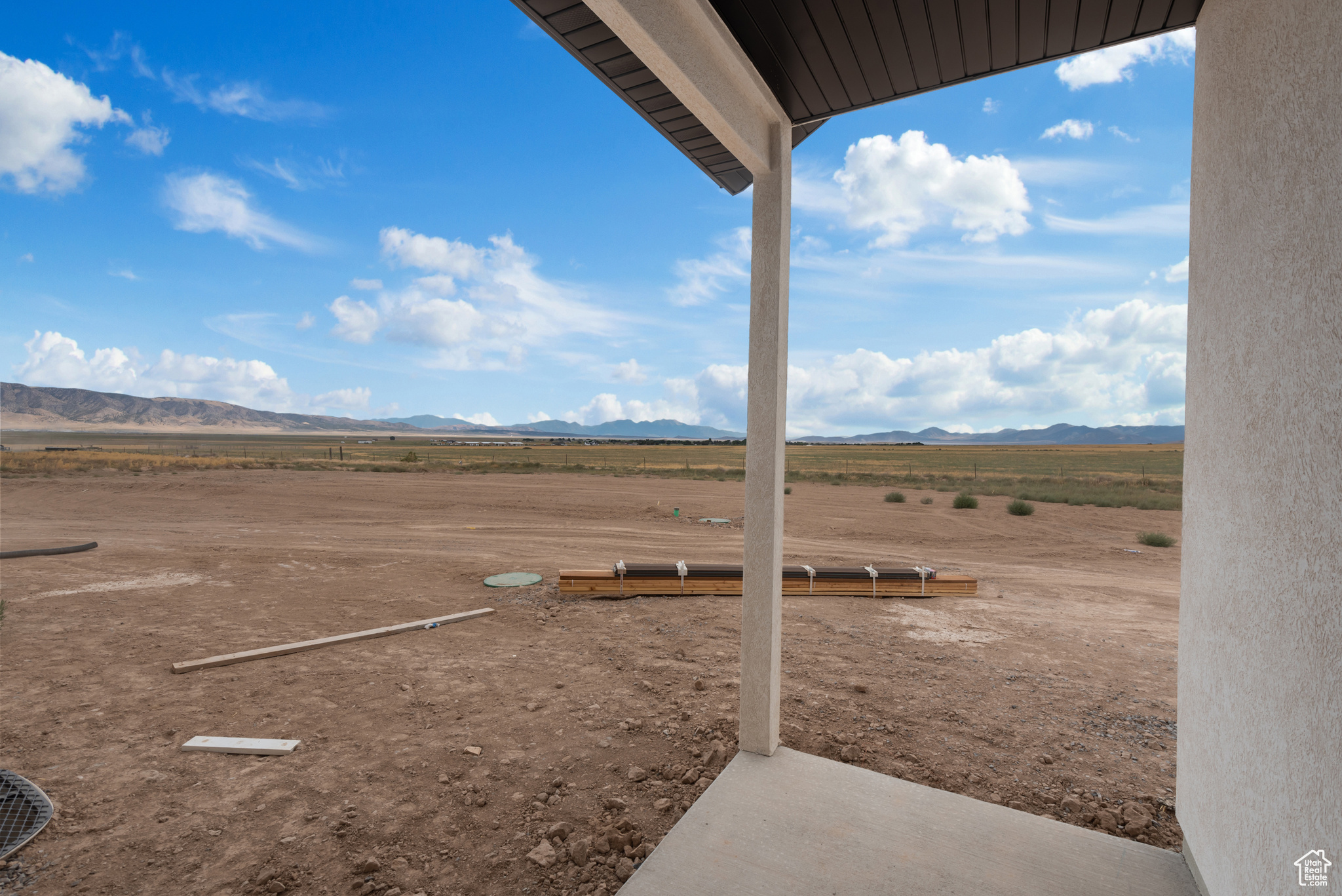 BROWNS MEADOWS - Residential