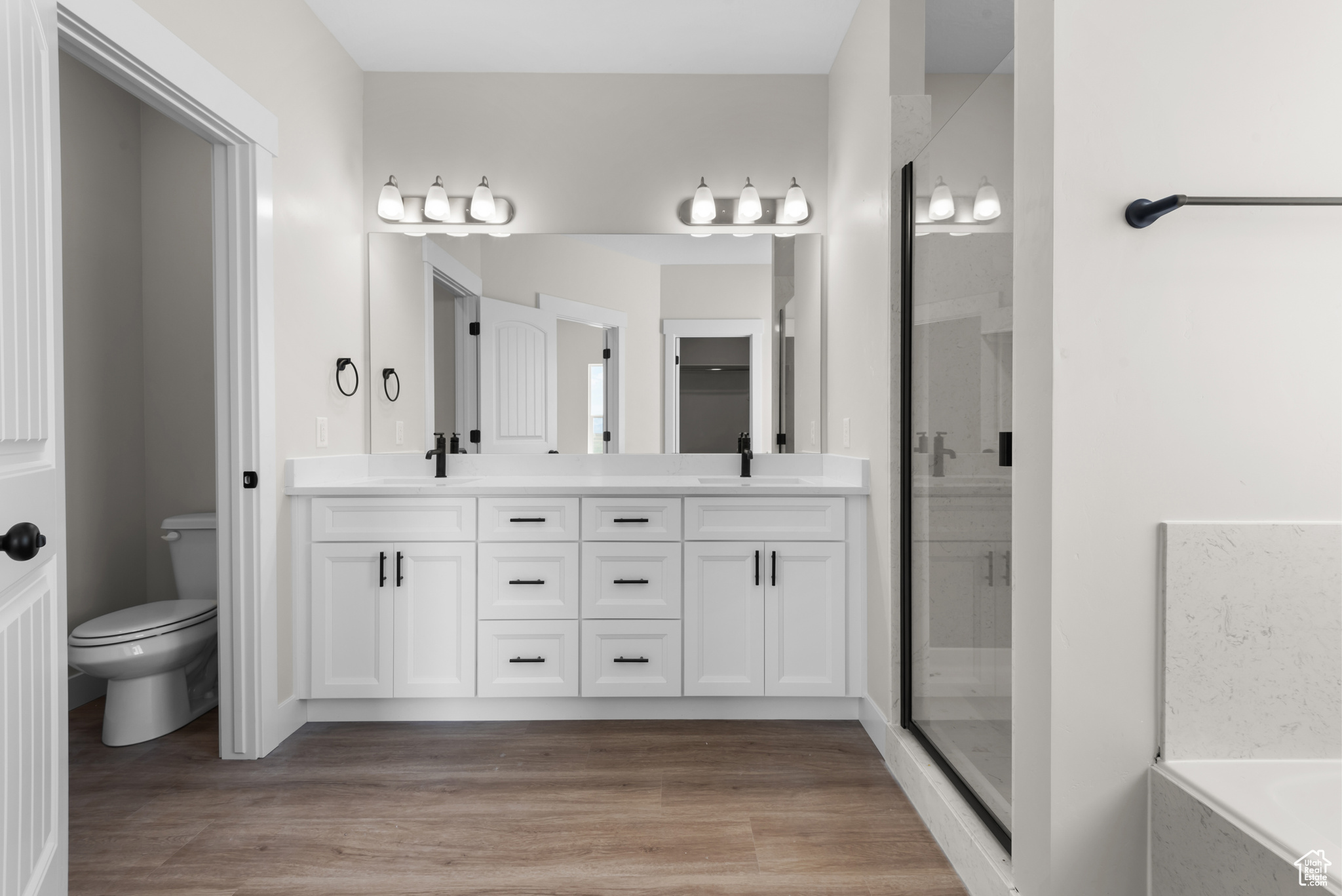 BROWNS MEADOWS - Residential