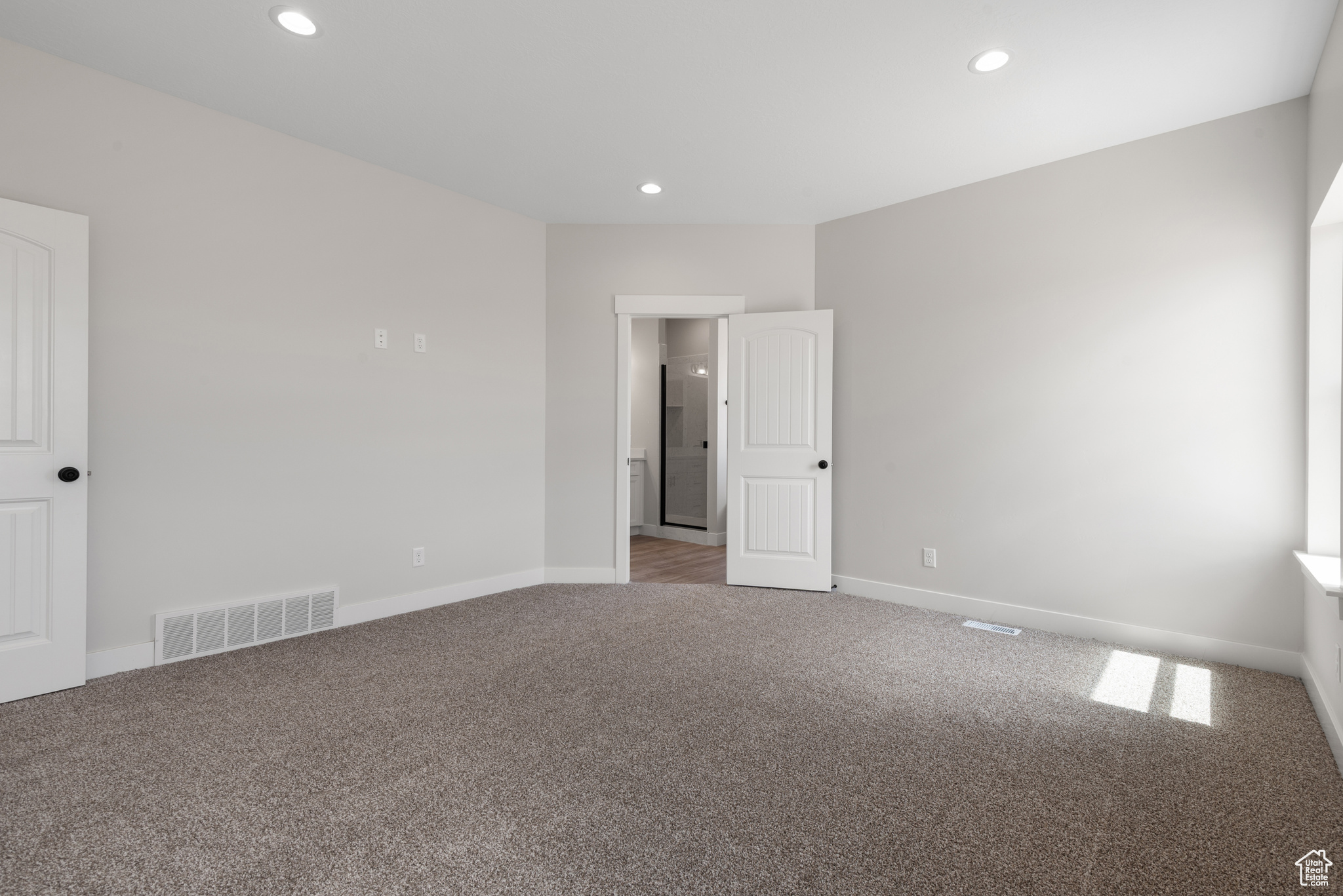 BROWNS MEADOWS - Residential