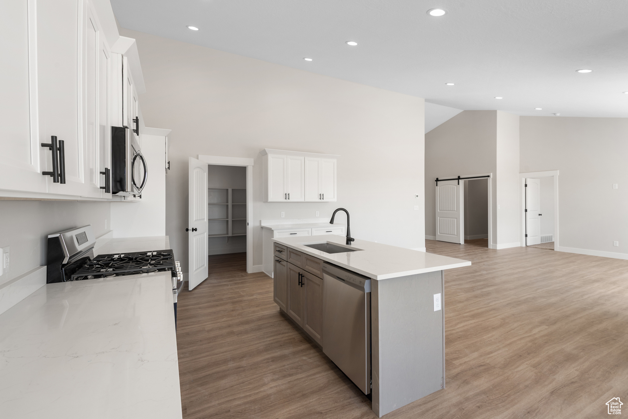 BROWNS MEADOWS - Residential