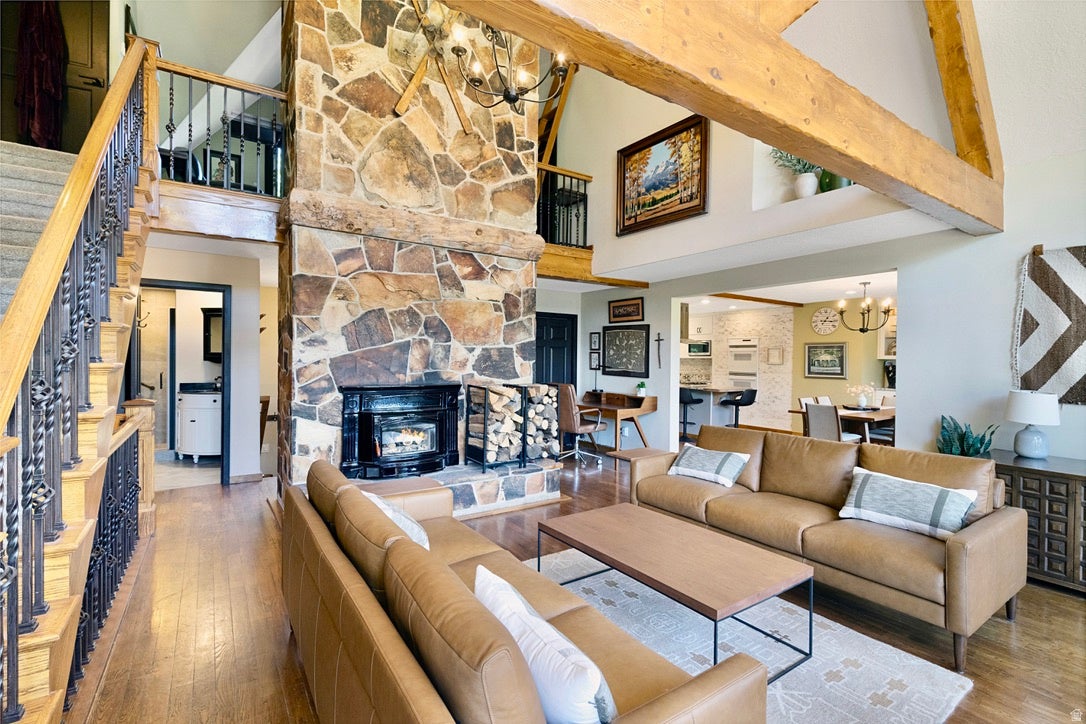 2548 Nordic Valley Dr, Eden, UT, 84310, USA, 5 Bedrooms Bedrooms, ,5 BathroomsBathrooms,Residential,Active,2548 Nordic Valley Dr,2166728