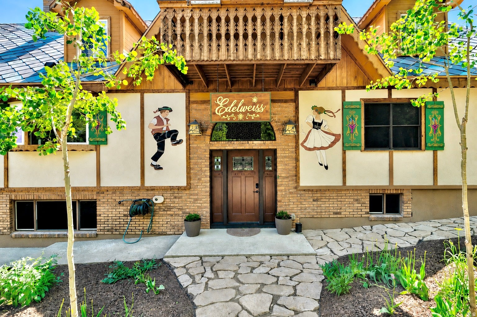 2548 Nordic Valley Dr, Eden, UT, 84310, USA, 5 Bedrooms Bedrooms, ,5 BathroomsBathrooms,Residential,Active,2548 Nordic Valley Dr,2166728