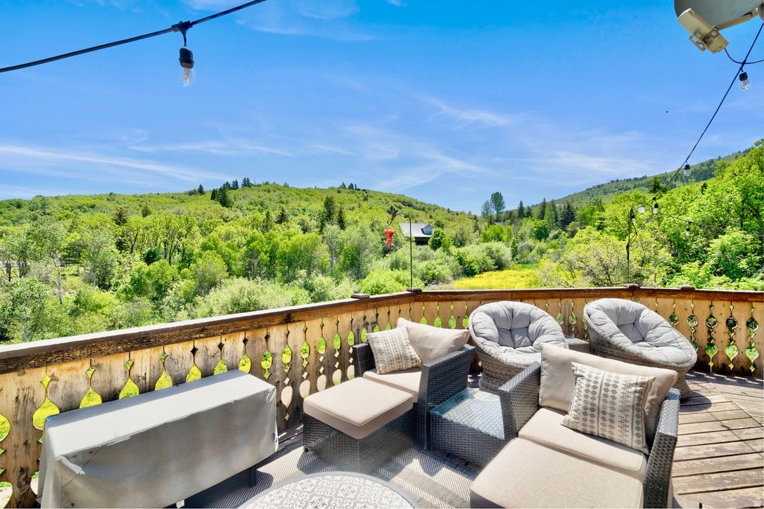 2548 Nordic Valley Dr, Eden, UT, 84310, USA, 5 Bedrooms Bedrooms, ,5 BathroomsBathrooms,Residential,Active,2548 Nordic Valley Dr,2166728