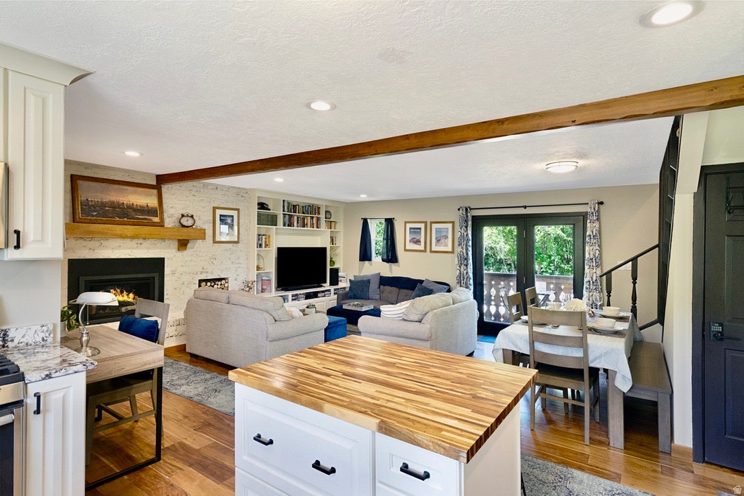 2548 Nordic Valley Dr, Eden, UT, 84310, USA, 5 Bedrooms Bedrooms, ,5 BathroomsBathrooms,Residential,Active,2548 Nordic Valley Dr,2166728
