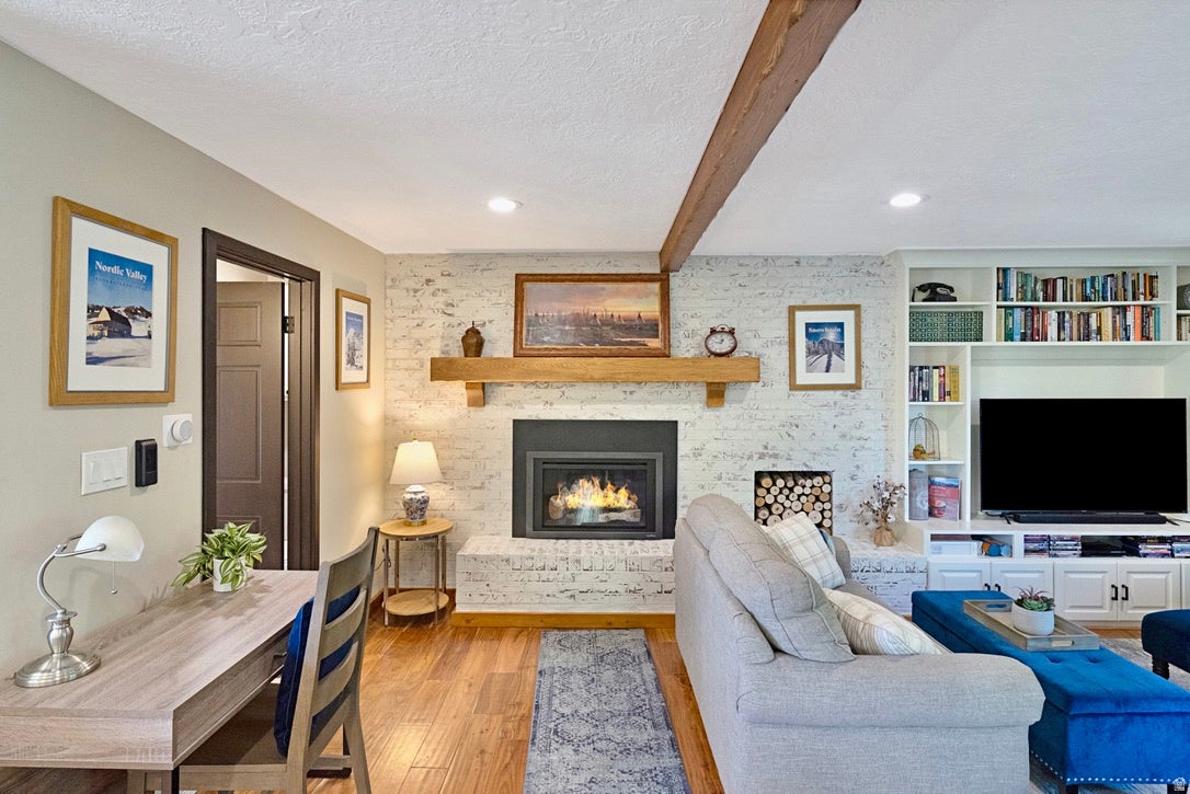2548 Nordic Valley Dr, Eden, UT, 84310, USA, 5 Bedrooms Bedrooms, ,5 BathroomsBathrooms,Residential,Active,2548 Nordic Valley Dr,2166728