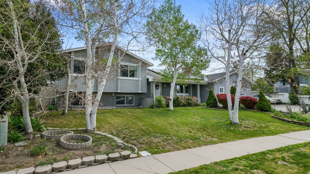 Photo of 4771 S QUAILBROOK DR, Taylorsville, UT 84129 (MLS # 2150660)