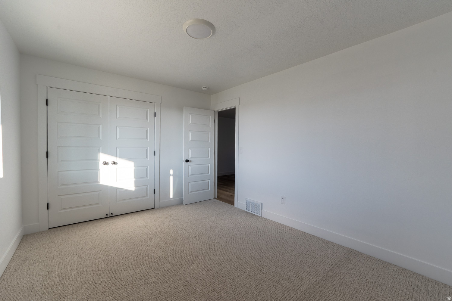 MATTHEWS MEADOWS - Residential