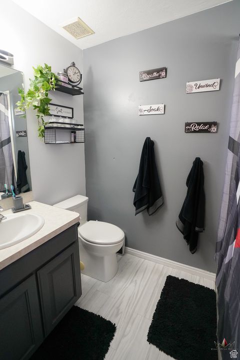 Tiny photo for 2000 S 1800 W, Syracuse, UT 84075 (MLS # 2117783)