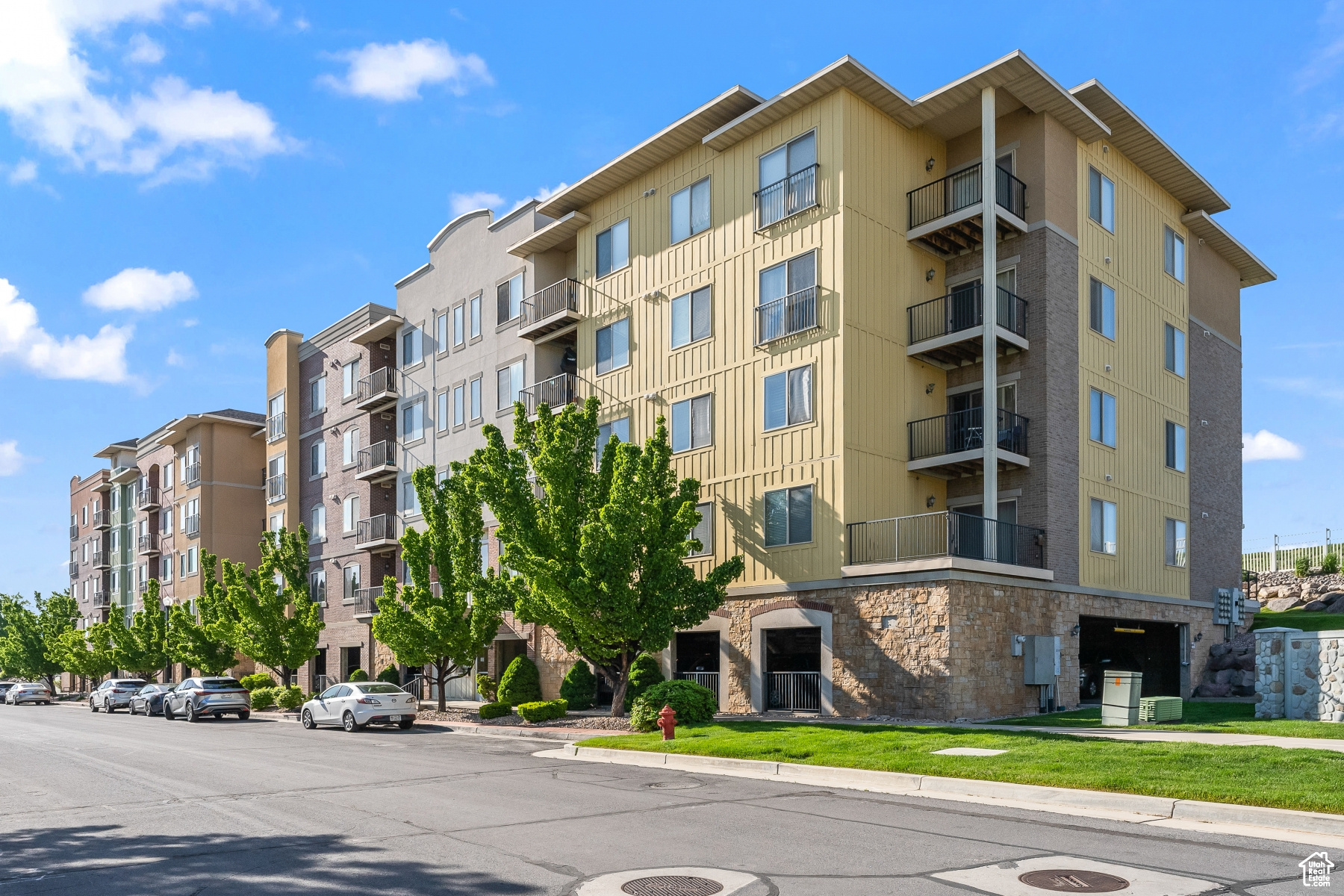 165 W Albion Village Way #103, Sandy, Utah image 1