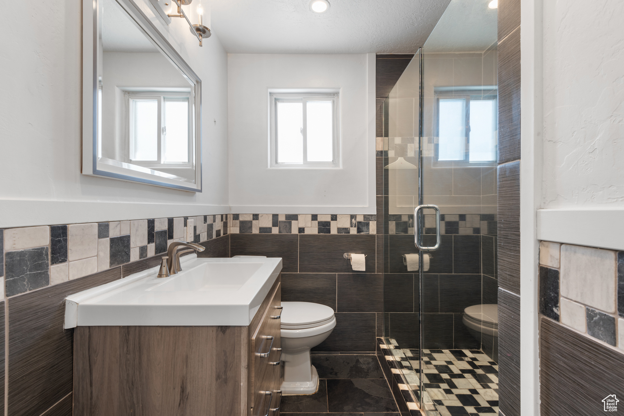 POPLAR PLACE - Residential
