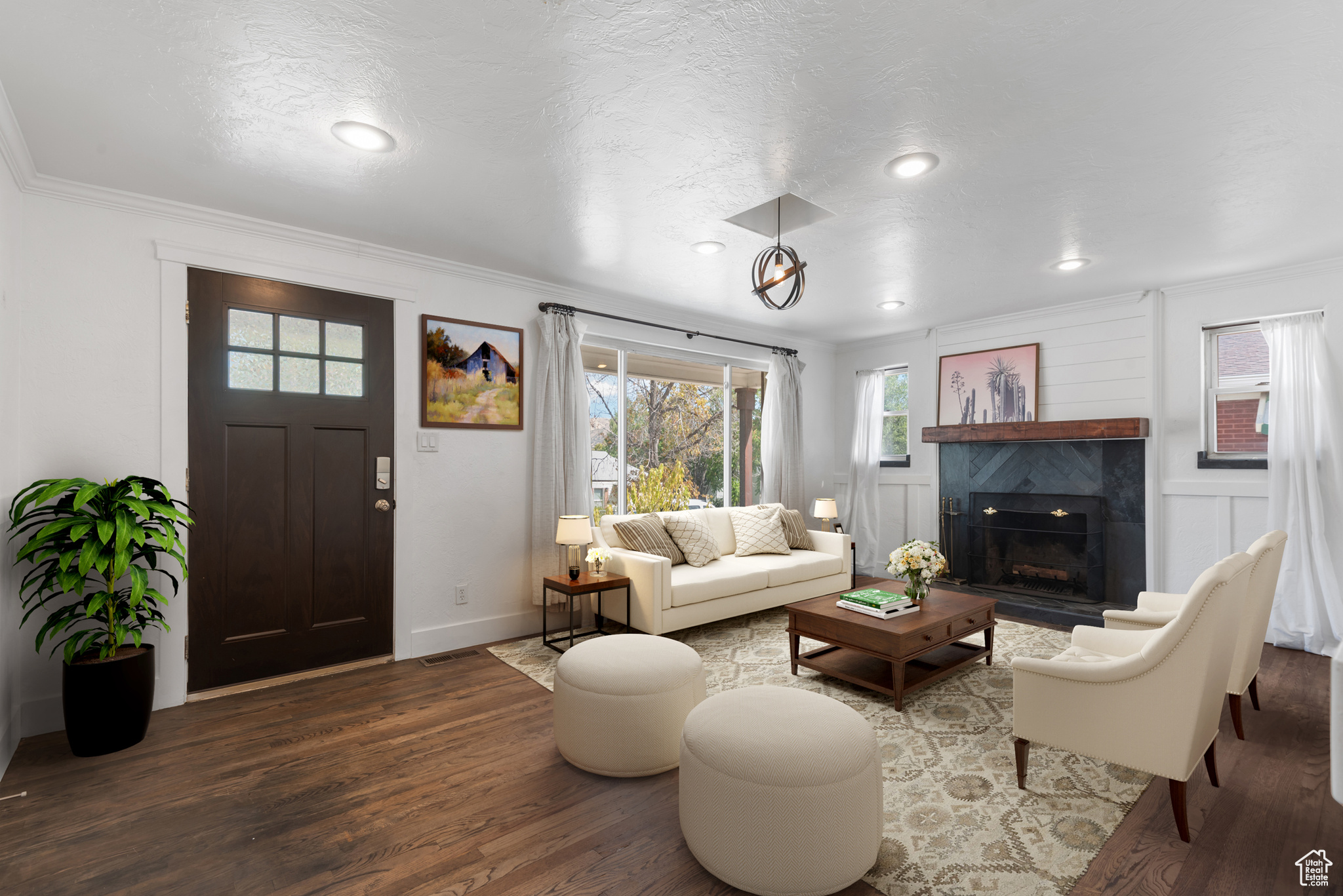 POPLAR PLACE - Residential