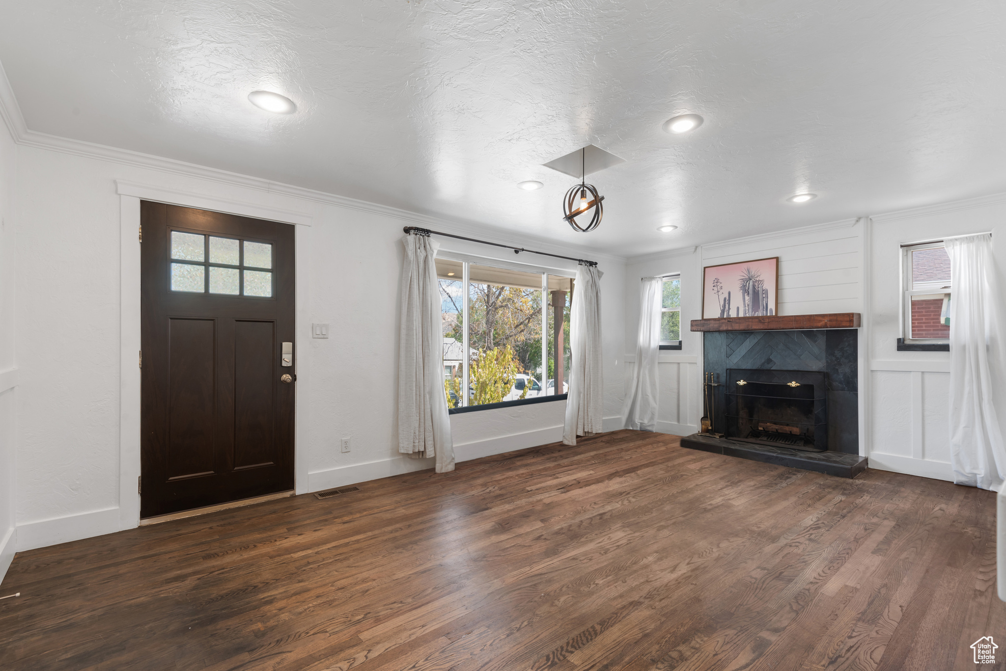 POPLAR PLACE - Residential