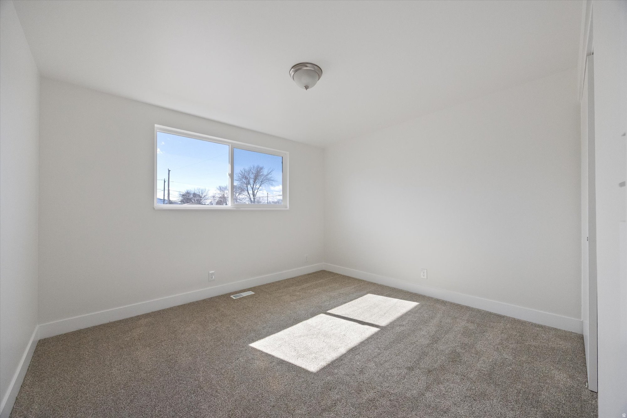 WHITE CITY - Residential