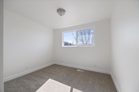 Tiny photo for 10366 S LARKSPUR CIR, Sandy, UT 84094 (MLS # 2139932)