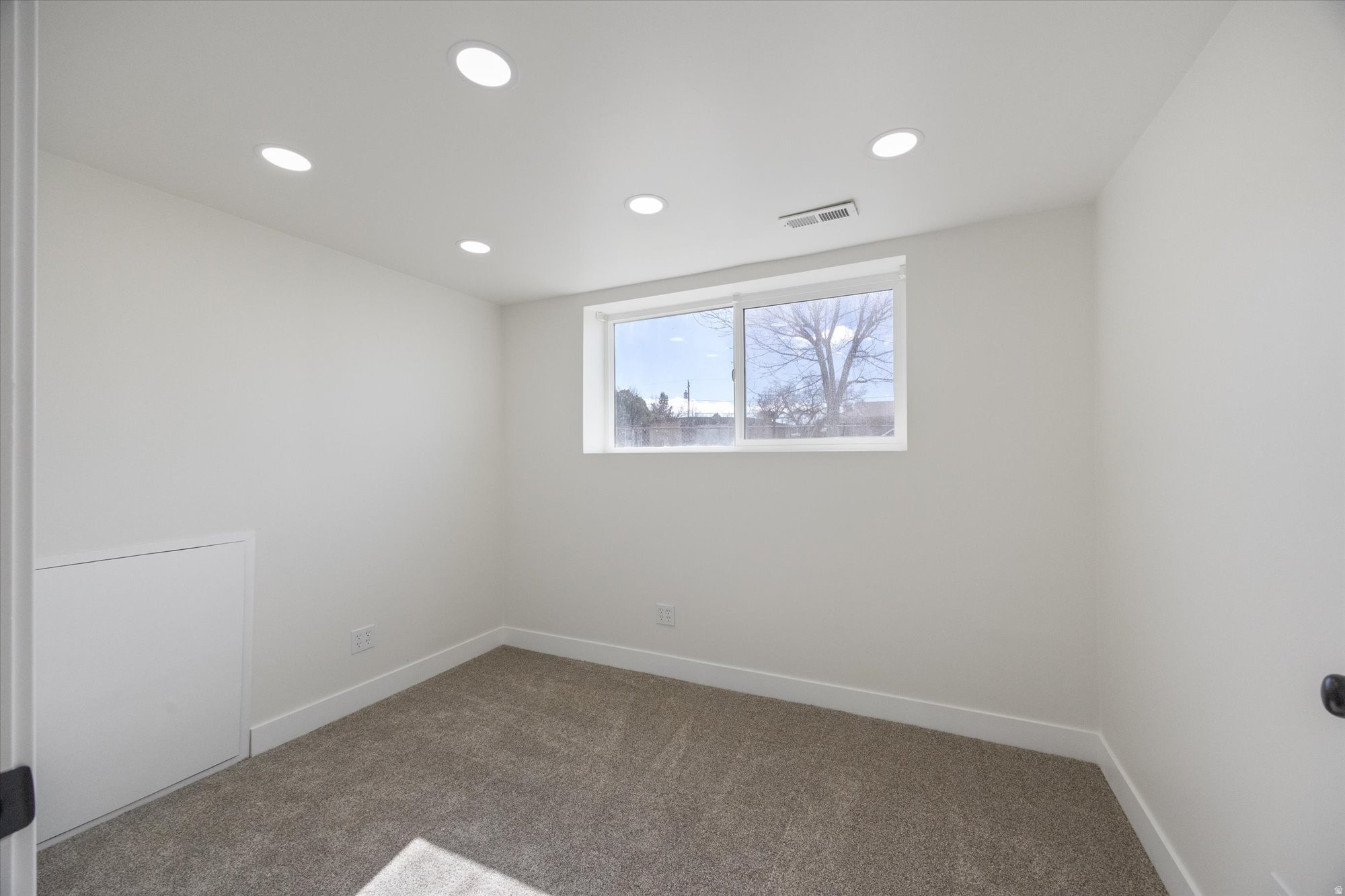 WHITE CITY - Residential