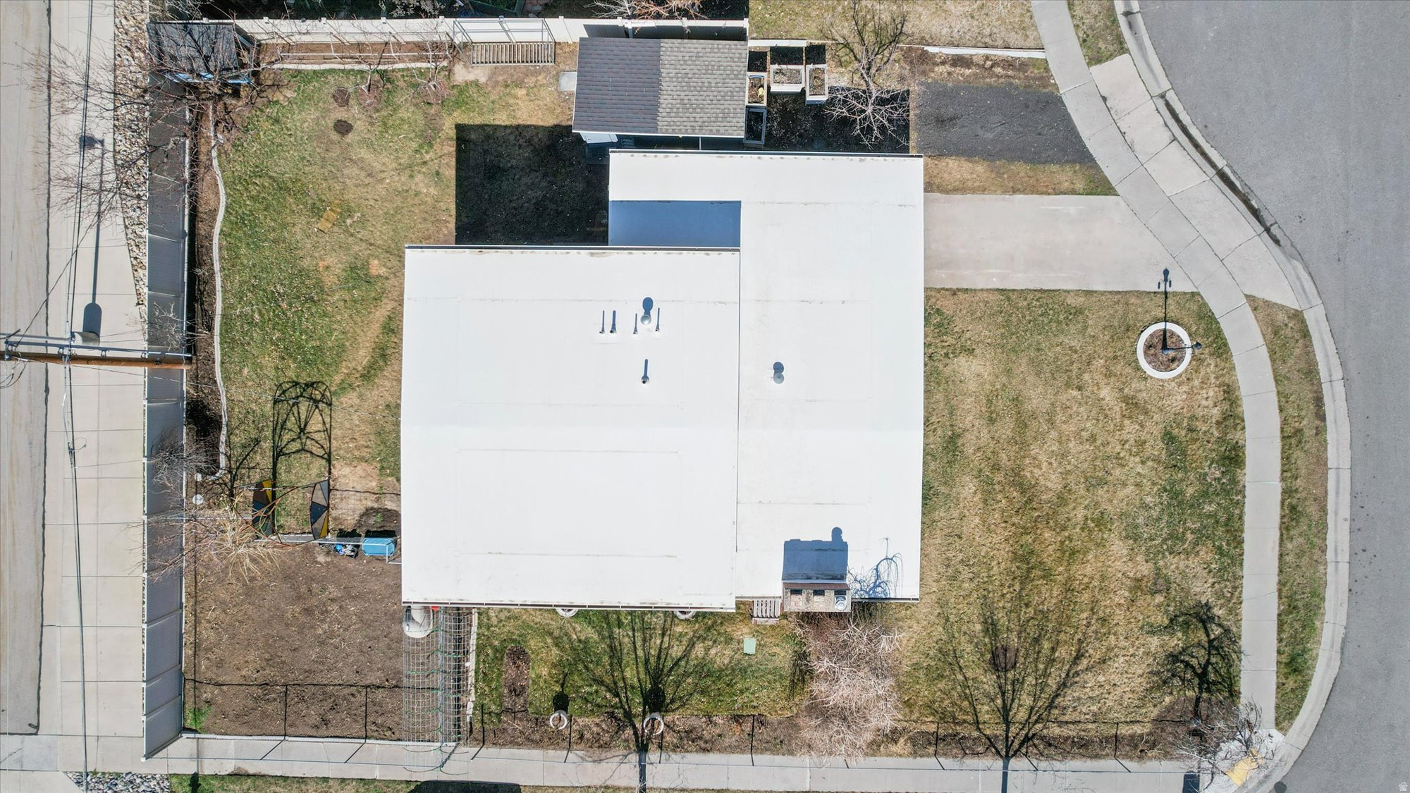 WHITE CITY - Residential