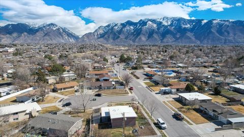 Tiny photo for 10366 S LARKSPUR CIR, Sandy, UT 84094 (MLS # 2139932)