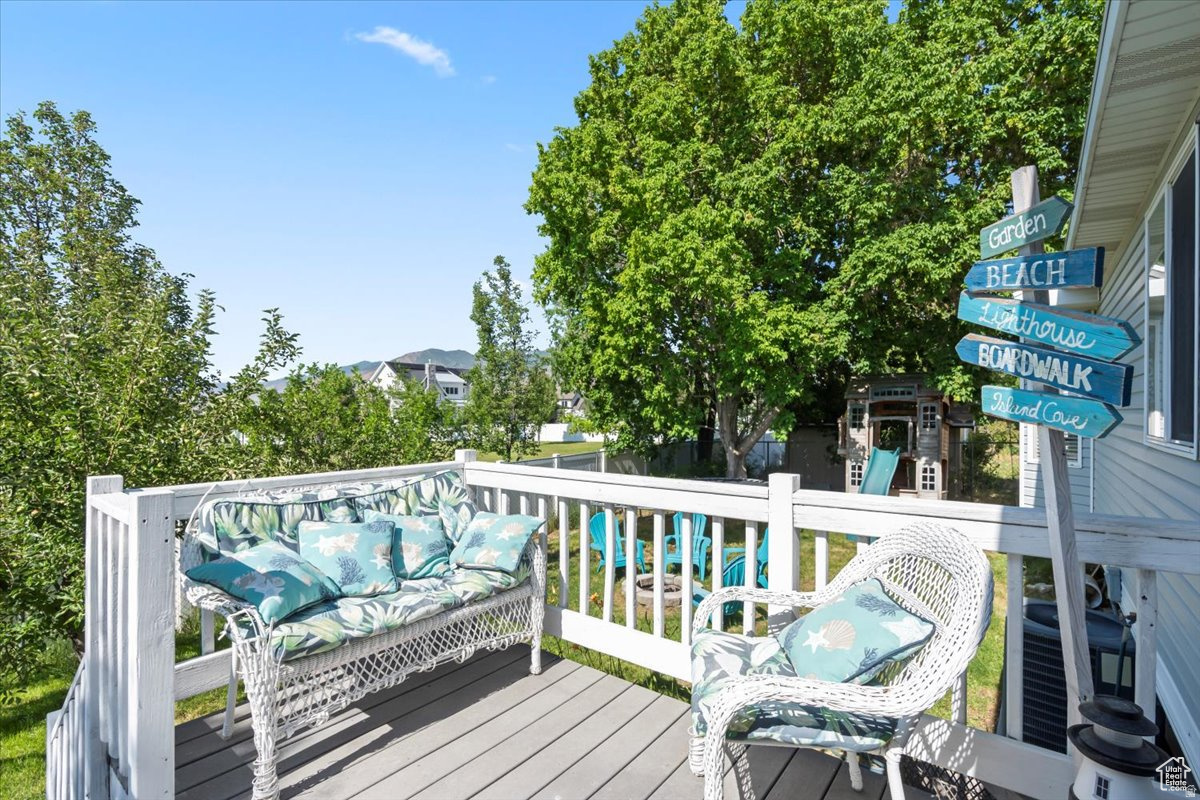 THE RIDGE - Residential