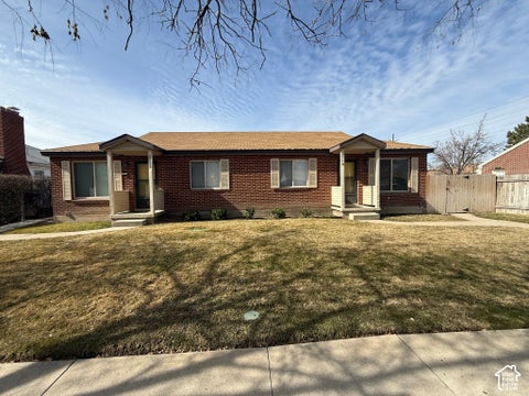 Photo of 2718 S IMPERIAL ST E, Salt Lake City, UT 84105 (MLS # 2193023)