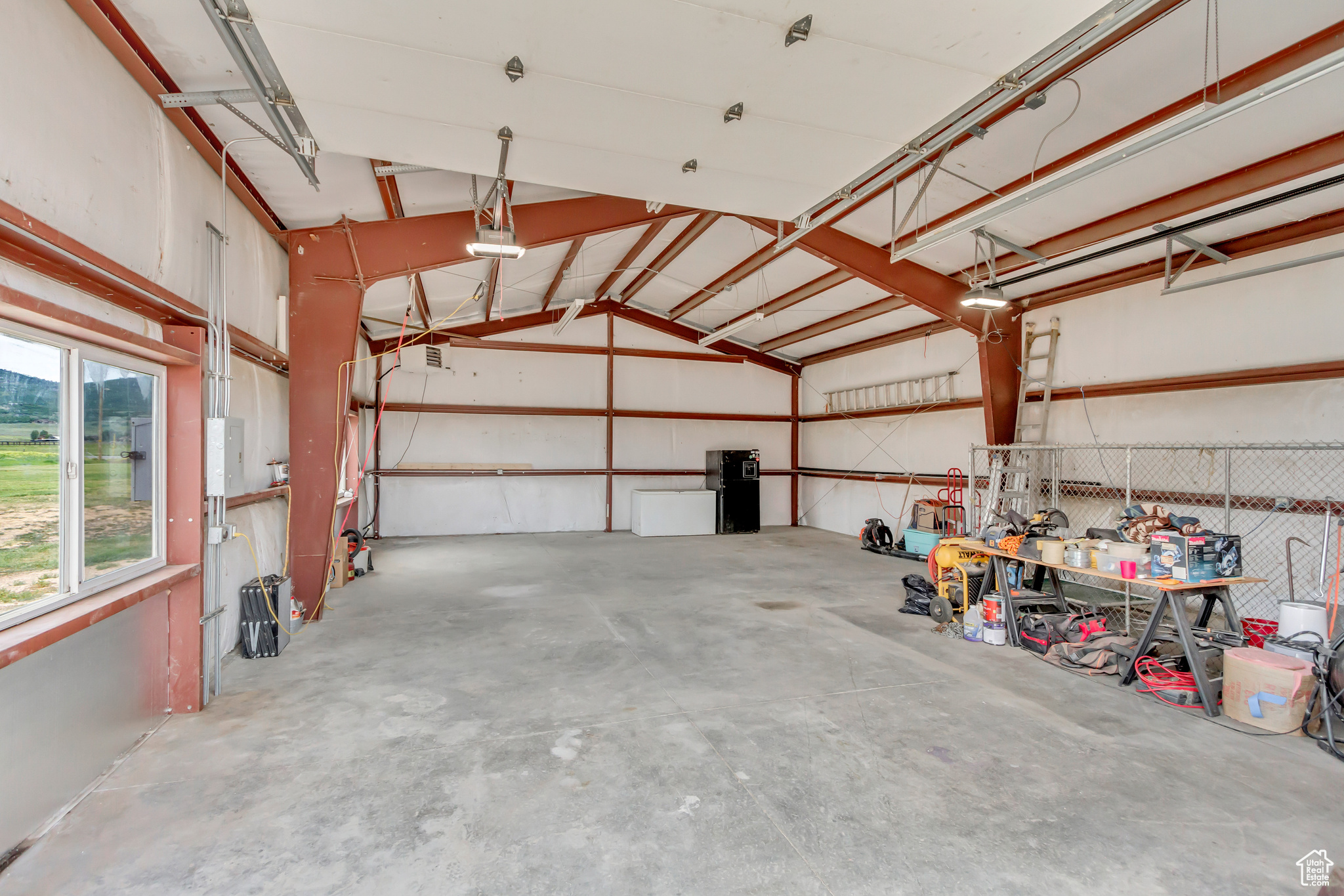 SILVER CREEK ESTATES - Residential