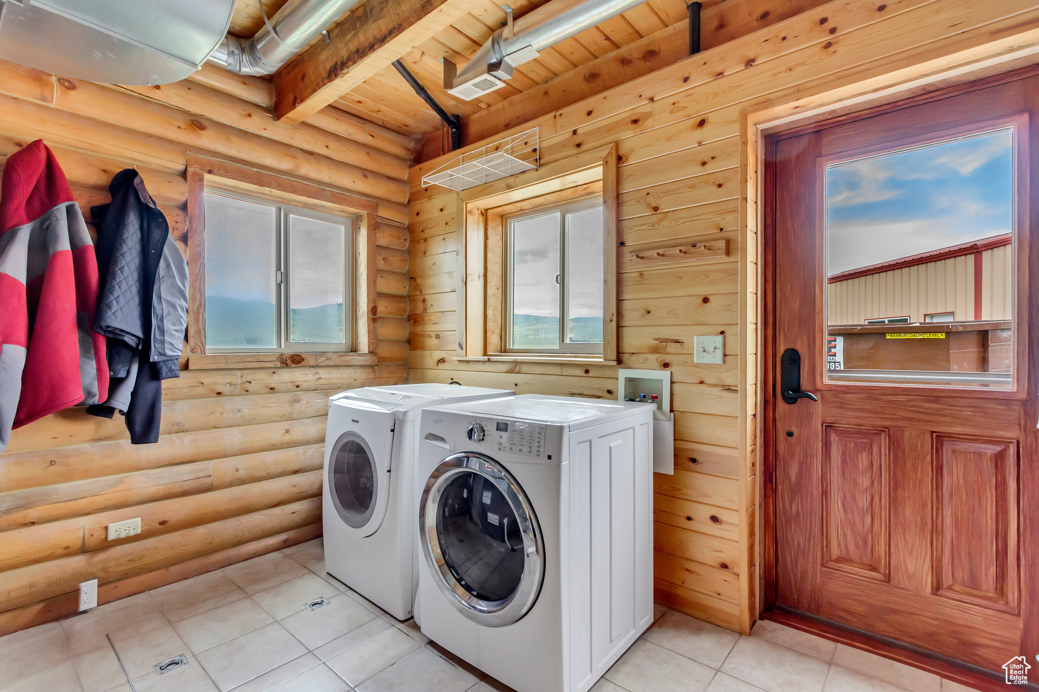 SILVER CREEK ESTATES - Residential