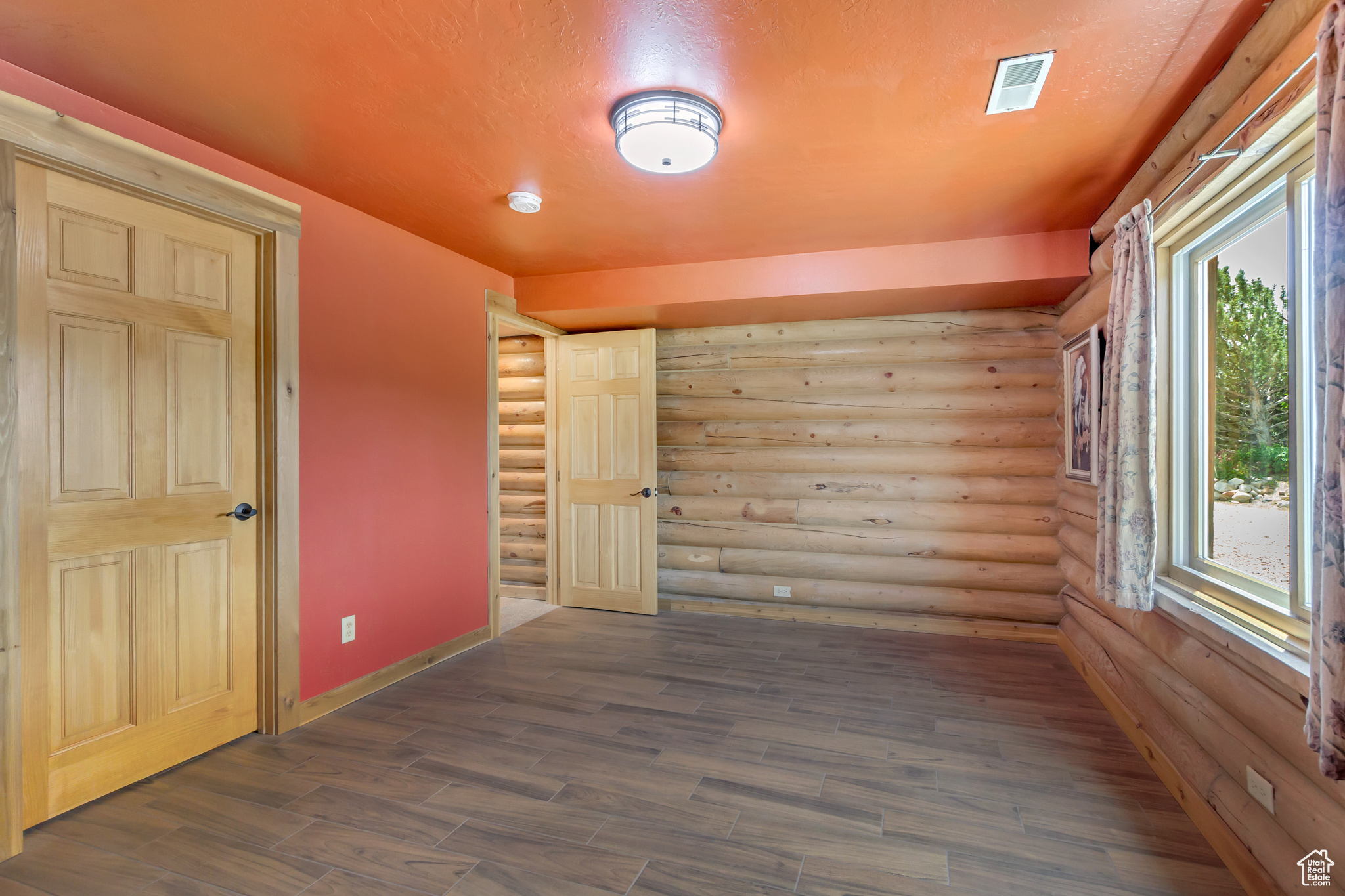 SILVER CREEK ESTATES - Residential