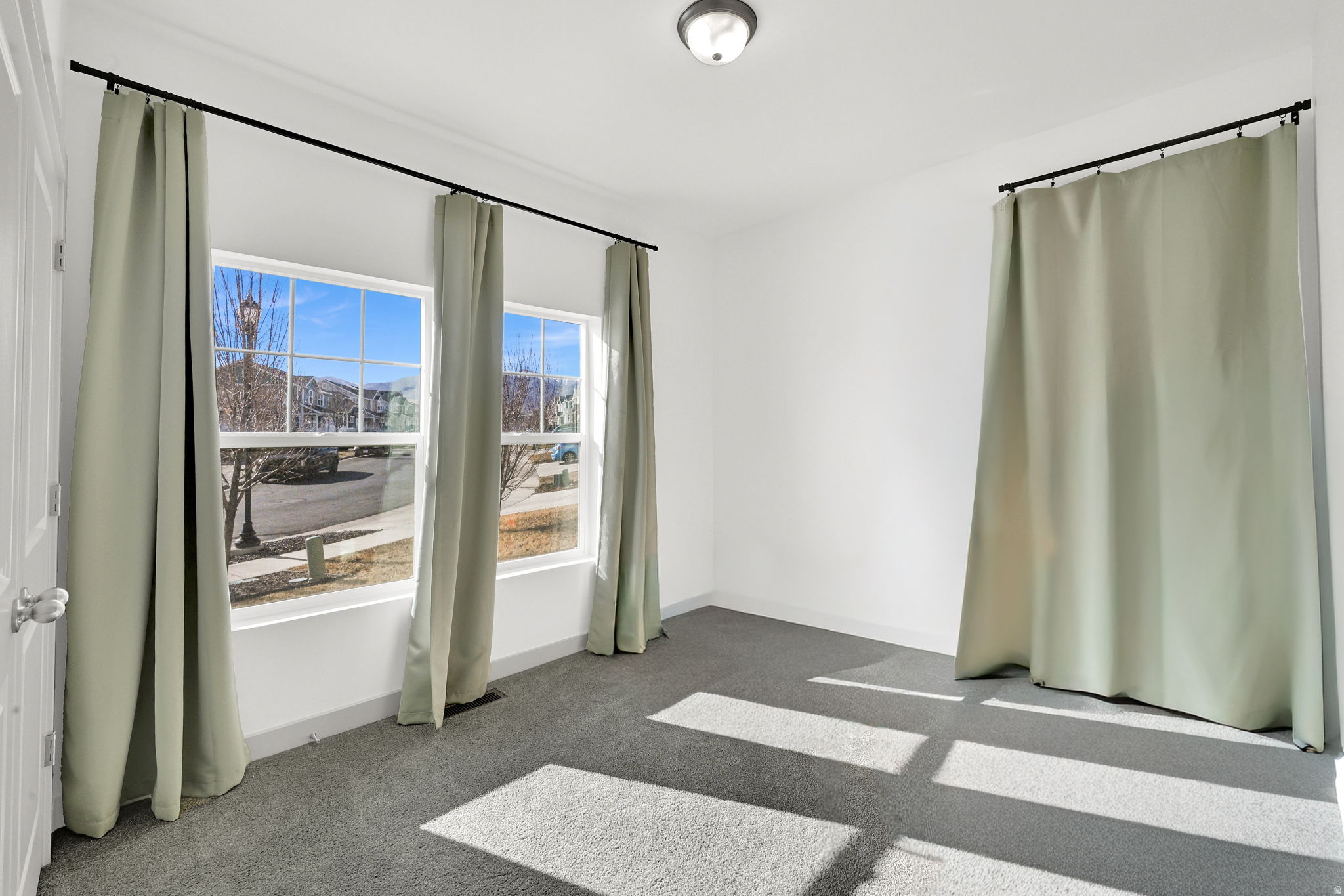 TERRACE HILLS - Residential