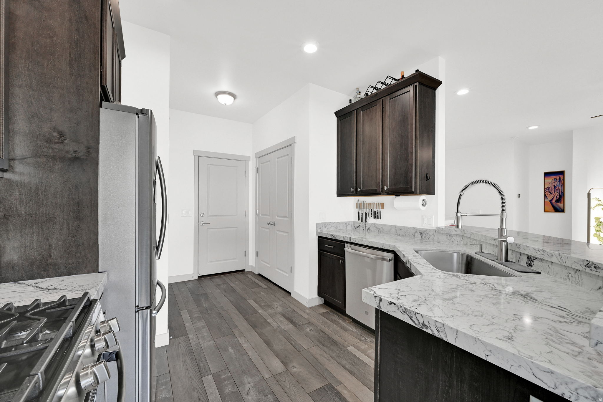 TERRACE HILLS - Residential