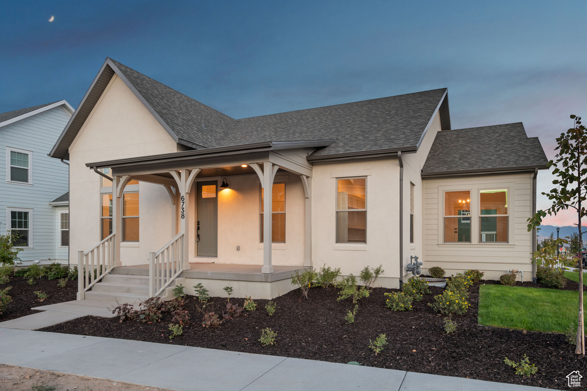 DAYBREAK - Residential