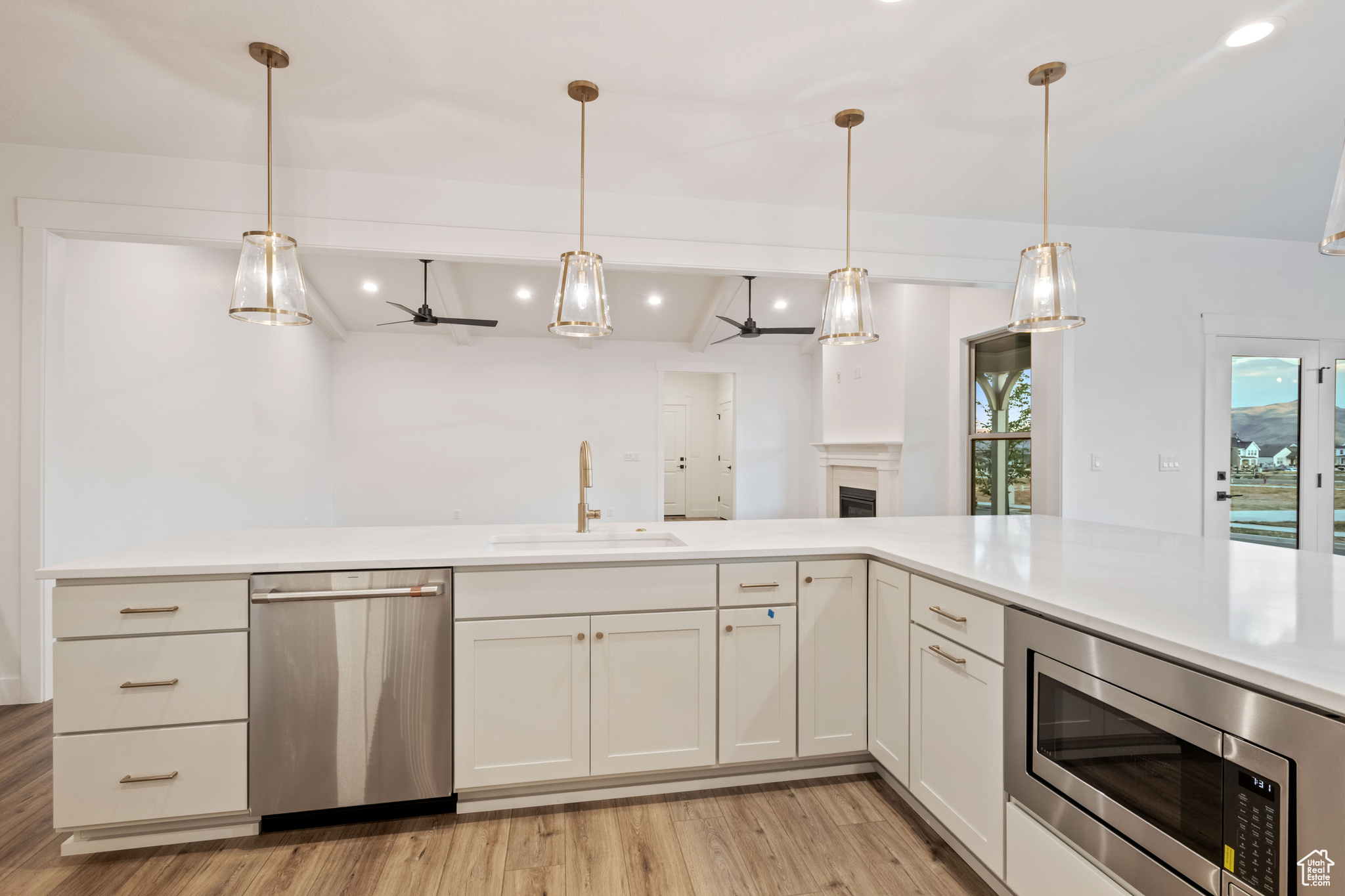 DAYBREAK - Residential